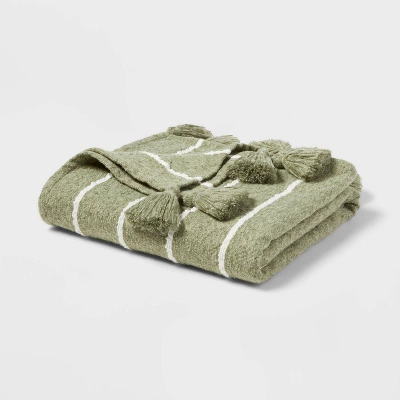 Tasseled Boucle Bed Throw - Threshold™ 6 Tasseled Boucle Bed Throw - Threshold™ - Image 4