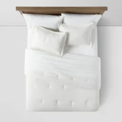 Family-Friendly Comforter & Sham Set Chambray - Threshold™ -Threshold™ GUEST efba18fa 0f4d 4ac0 a069 291b40f2fbd6