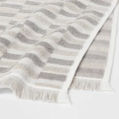 Checkerboard Towel Gray/White - Threshold™ -Threshold™ GUEST f78af8d2 97f3 4a95 b671 49a5d0fa1c3e